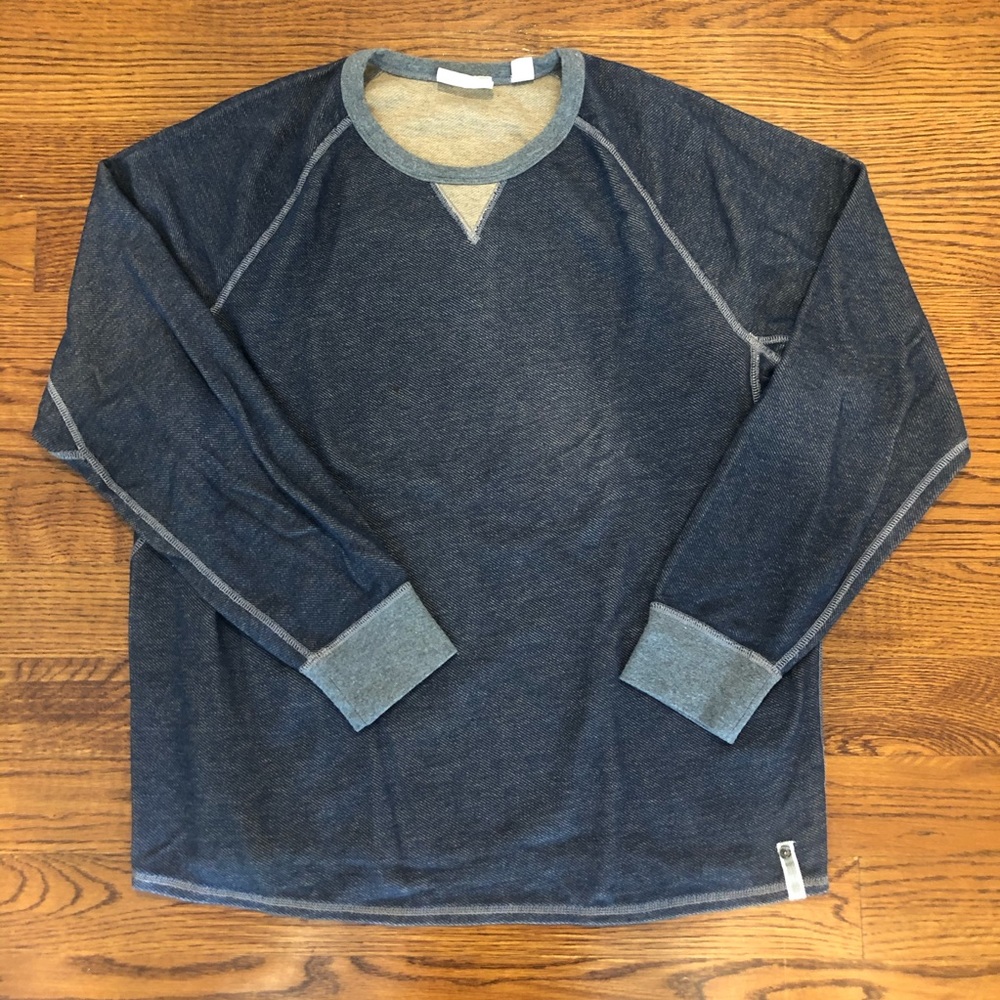 TOMMY BAHAMA long sleeve pull over